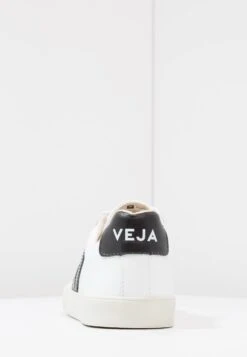 Veja Esplar Logo - Baskets Basses - Extra-White/Black -Chaussure Boutique 06780a7f912447faa445d8a7c95eadd9