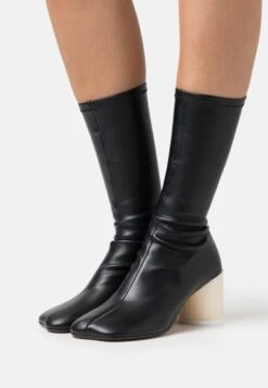 MM6 Maison Margiela Bottines - Black
