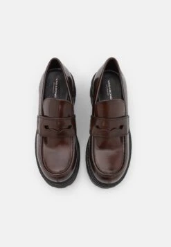 Vagabond Cosmo - Mocassins - Dark Brown -Chaussure Boutique 3b028a556b564c2283686da0223bf52c