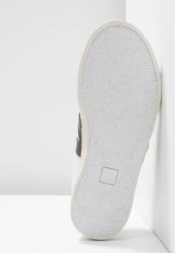 Veja Esplar Logo - Baskets Basses - Extra-White/Black -Chaussure Boutique 4e044a19a1c445ab9f3de37b2dd4fed3