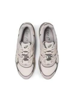 ASICS SportStyle Gel Nyc Unisex - Baskets Basses - Cream/Oyster Grey -Chaussure Boutique 56763c78511642e6a8cbde7570bb1525