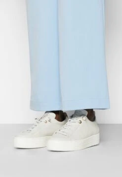 Paul Green Baskets Basses - Hellgrau/Gold -Chaussure Boutique 7fdff65f80bd4be9aa1d7134e8ea0252