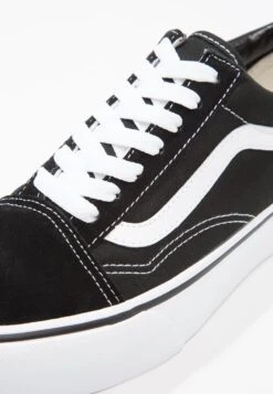 Vans Ua Old Skool Platform - Baskets Basses - Black/White -Chaussure Boutique 848df7c5f1734433b8709c3332553e2e