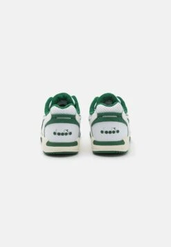 Diadora Winner Unisex - Baskets Basses - White/Eden -Chaussure Boutique 98fd0478facf483c80c6c43f841dcd46