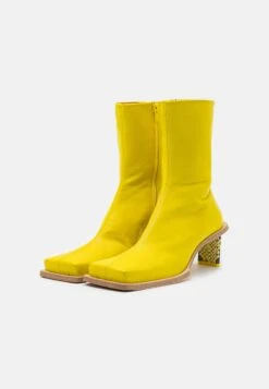 Miista Brenda Boots - Bottines - Yellow -Chaussure Boutique a707fe5f776b4ef5a1f09cc352e92651