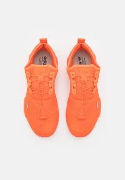 Adidas Originals Nmd R1 Tr Unisex - Baskets Basses - Impact Orange/Metal Grey 9 Adidas Originals Nmd R1 Tr Unisex - Baskets Basses - Impact Orange/Metal Grey -Chaussure Boutique af8e3dd3d925488f9f23cfc6ba11bf91