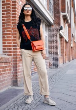 Clarks Originals Desert Trek - Chaussures À Lacets - Sand -Chaussure Boutique deaa8e858a844d788a74da263676cf84