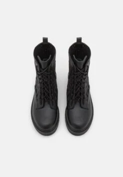 Guess Razieli - Bottines À Lacets - Black -Chaussure Boutique e4665a085b104d8281990e57f56236a9