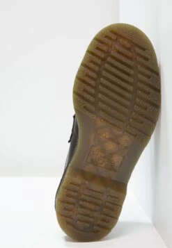 Dr. Martens Adrian - Mocassins - Black -Chaussure Boutique fa5d9d34f303493bbad5231124416166