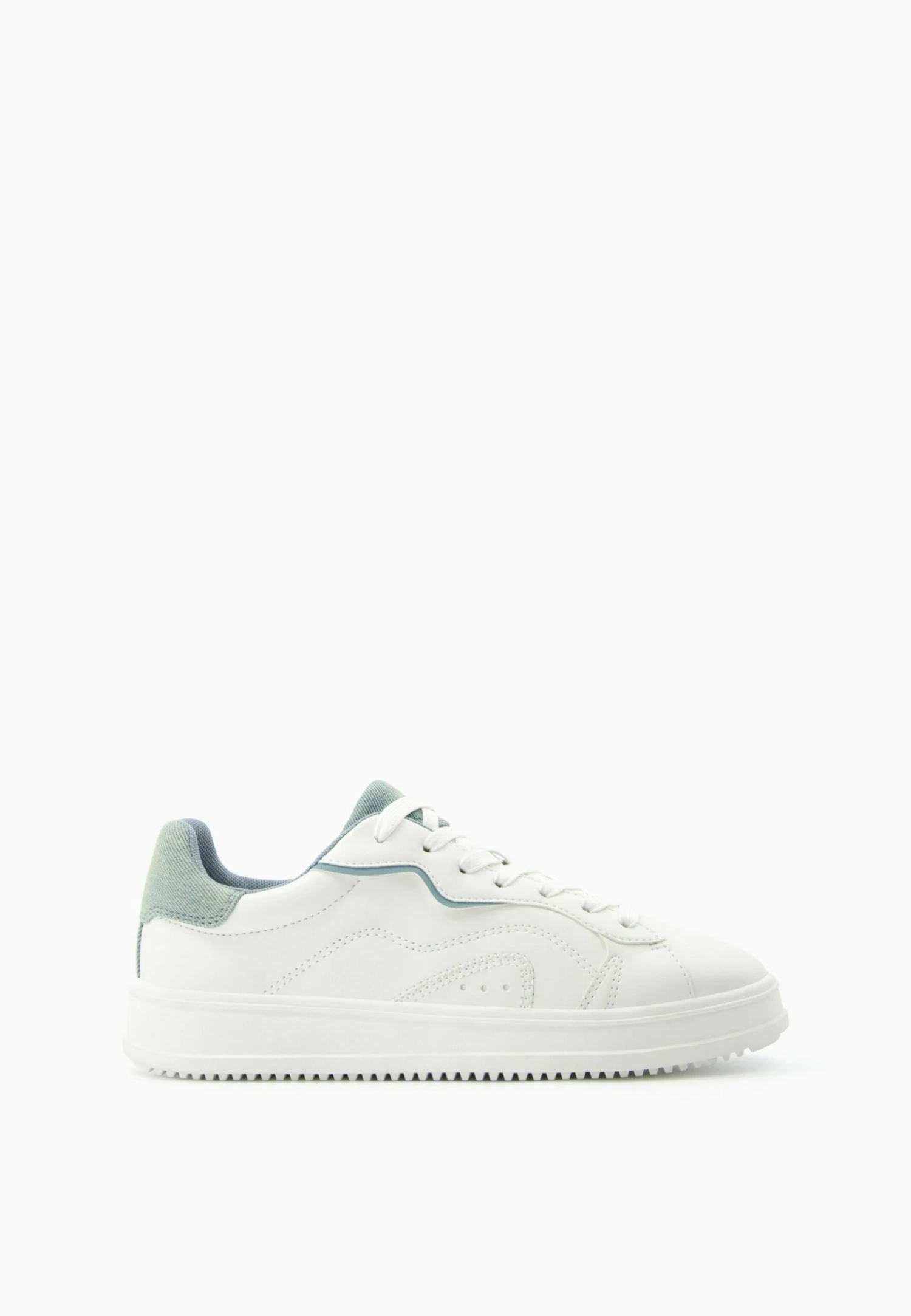 BERSHKA Contrast Details - Baskets Basses - White 7 BERSHKA Contrast Details - Baskets Basses - White – Image 7